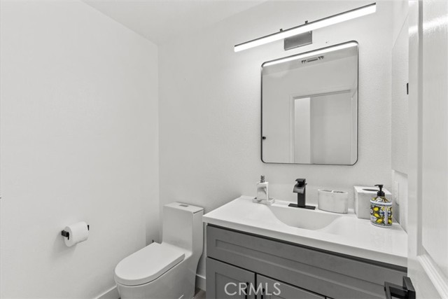 28 Albany, Ladera Ranch CA: https://media.crmls.org/medias/0062be40-3a41-499f-b365-5ed3e729db4d.jpg