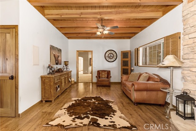 Detail Gallery Image 10 of 65 For 9710 Mountain View, Cherry Valley,  CA 92223 - 4 Beds | 2/2 Baths