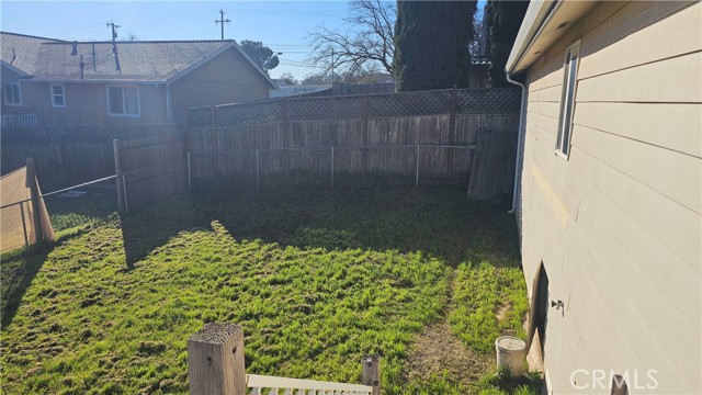 Detail Gallery Image 15 of 19 For 3976 Leonore Ave, Clearlake,  CA 95422 - 3 Beds | 2 Baths