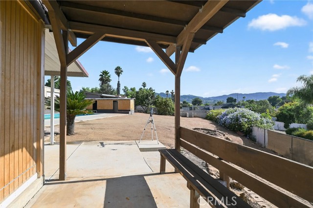 Detail Gallery Image 32 of 35 For 612 Momar Ln, Escondido,  CA 92027 - 4 Beds | 2 Baths