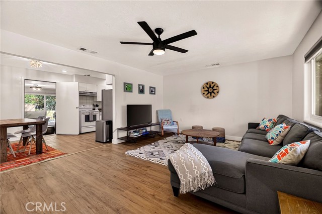 Detail Gallery Image 10 of 65 For 1731 Salem, Chico,  CA 95928 - 3 Beds | 2 Baths