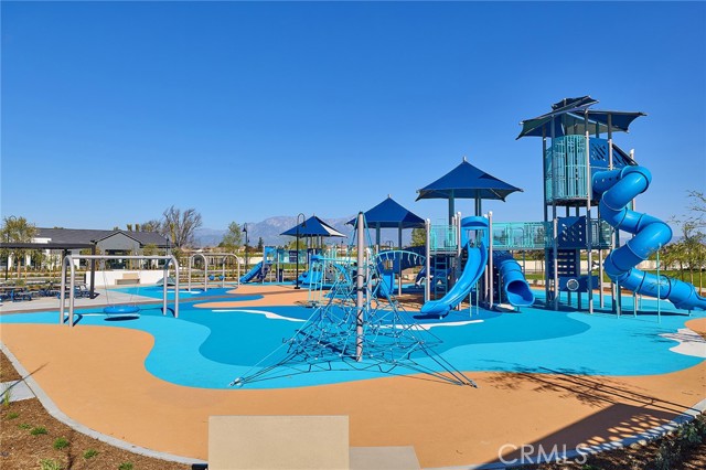 Detail Gallery Image 23 of 28 For 12951 Paradiso Dr #101,  Corona,  CA 92880 - 3 Beds | 2/2 Baths