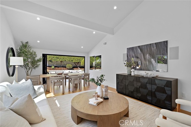 Detail Gallery Image 12 of 40 For 37 Beachcomber, Corona Del Mar,  CA 92625 - 3 Beds | 3 Baths