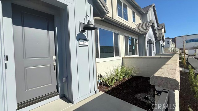 Detail Gallery Image 3 of 25 For 3580 S Eichler Paseo #106,  Ontario,  CA 91761 - 3 Beds | 2/1 Baths