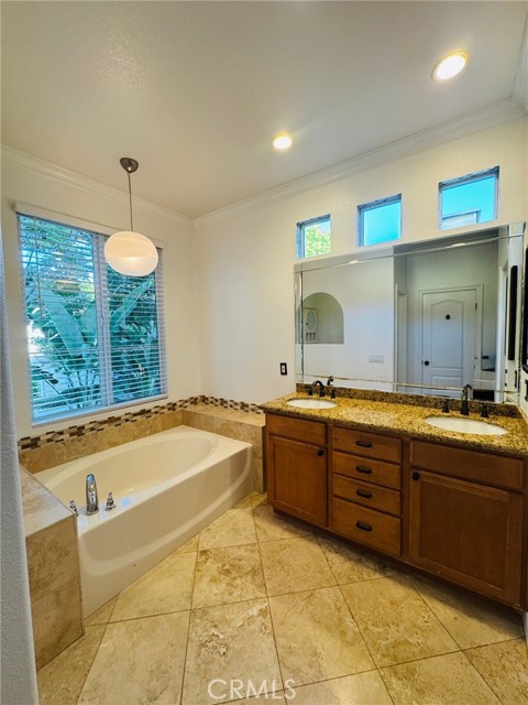 Detail Gallery Image 28 of 36 For 78 Figtree, Irvine,  CA 92603 - 3 Beds | 3 Baths