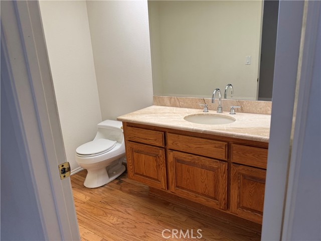 Detail Gallery Image 5 of 29 For 9201 Paso Robles, Northridge,  CA 91325 - 4 Beds | 4 Baths