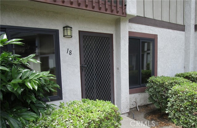 1321 W Cerritos Avenue, Anaheim CA: https://media.crmls.org/medias/006673b3-a967-4277-98c6-ddefa55be241.jpg