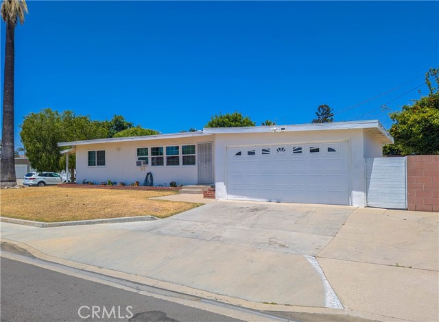 17924 Gard Avenue, Artesia CA: https://media.crmls.org/medias/00669bf2-31c7-4000-af3a-4e5342ba8774.jpg