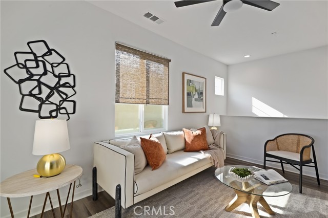 403 Aura Drive, Costa Mesa CA: https://media.crmls.org/medias/0066fc69-747a-4451-b19f-fbaca3f9a37e.jpg