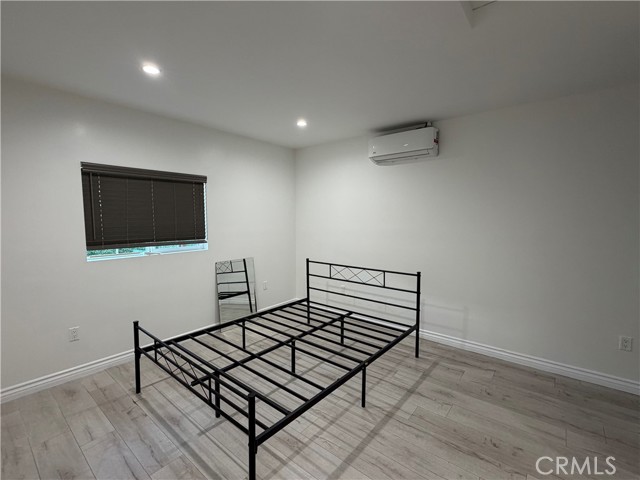 Detail Gallery Image 3 of 8 For 22809 Gault St, West Hills,  CA 91307 - 1 Beds | 1 Baths