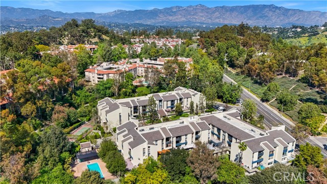 Detail Gallery Image 54 of 65 For 4041 via Marisol #313,  Los Angeles,  CA 90042 - 2 Beds | 2 Baths