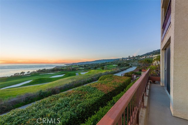 3200 La Rotonda Drive, Rancho Palos Verdes, California 90275, 3 Bedrooms Bedrooms, ,2 BathroomsBathrooms,Residential,Sold,La Rotonda,PV17018808