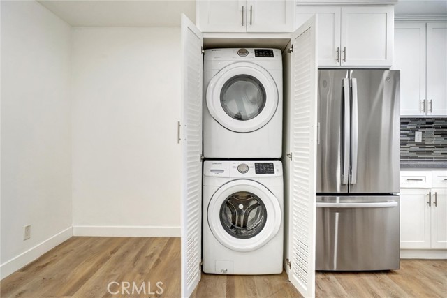 2040 S Sherbourne Drive, Los Angeles CA: https://media.crmls.org/medias/00699cfb-7ebb-4889-91b7-73158628dd48.jpg