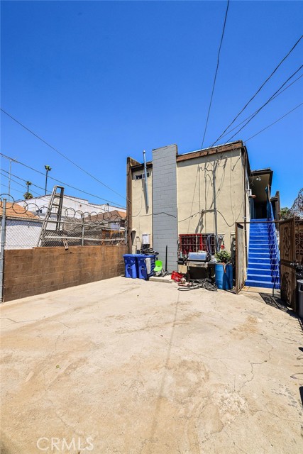 Detail Gallery Image 8 of 20 For 6413 S Vermont Ave, Los Angeles,  CA 90044 - – Beds | – Baths