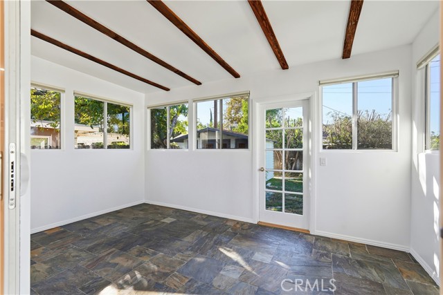 Detail Gallery Image 26 of 35 For 9207 Whitaker Ave, Northridge,  CA 91343 - 4 Beds | 2 Baths