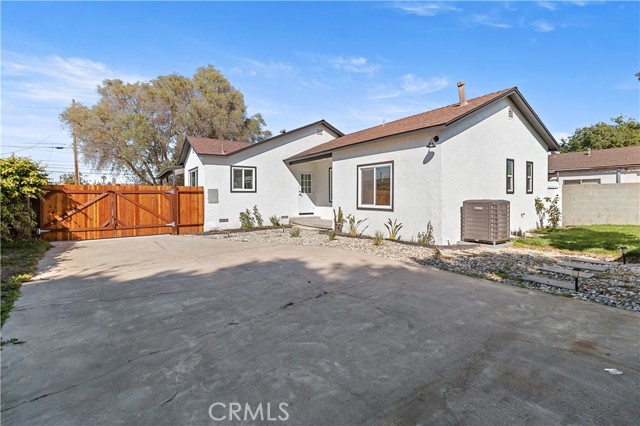 Detail Gallery Image 7 of 21 For 8172 Hazard, Midway City,  CA 92683 - 3 Beds | 2 Baths