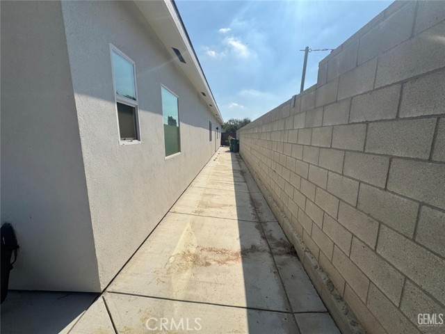 Detail Gallery Image 16 of 16 For 308 Acacia, Bakersfield,  CA 93305 - 4 Beds | 2 Baths