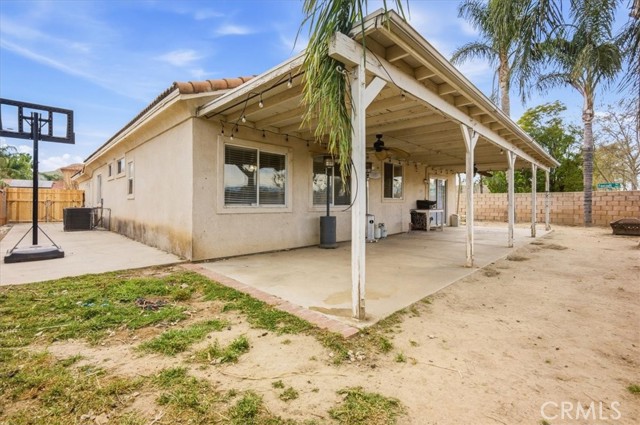 Detail Gallery Image 27 of 27 For 204 E Manchester Ln, San Bernardino,  CA 92408 - 3 Beds | 2 Baths