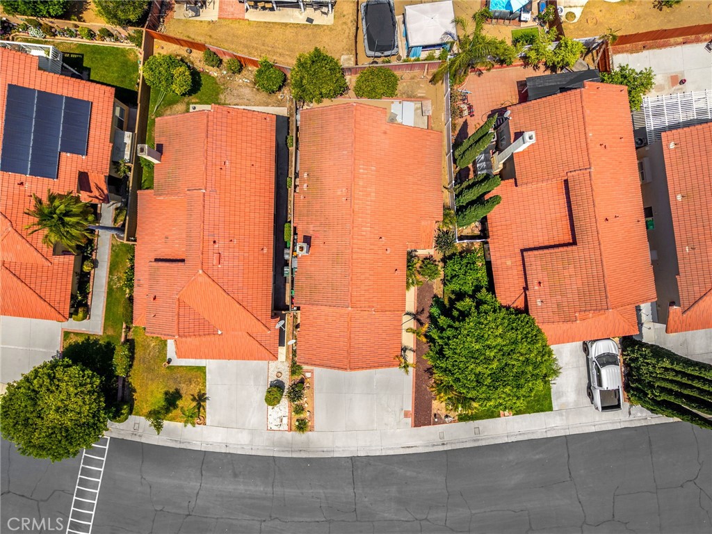 https://media.crmls.org/medias/006bc092-7f1d-4d8a-b061-34b4e2672ab1.jpg?preset=X-Large