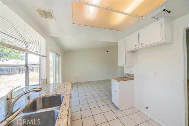 Detail Gallery Image 13 of 37 For 23607 Dracaea Ave, Moreno Valley,  CA 92553 - 3 Beds | 2 Baths