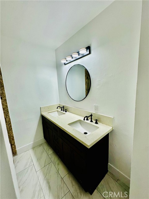 12219 S Main Street, Los Angeles CA: https://media.crmls.org/medias/006c2971-737b-4558-8085-10881eb579e6.jpg