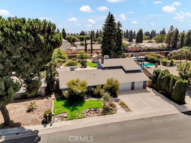 1328 S Cotta Street, Visalia CA: https://media.crmls.org/medias/006c7ad5-50ef-4117-8bd9-ee2b47aea993.jpg