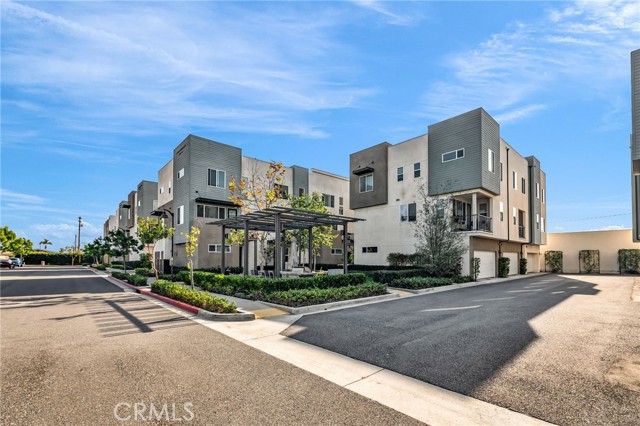 Front Image Thumbnail for CRSB25266203