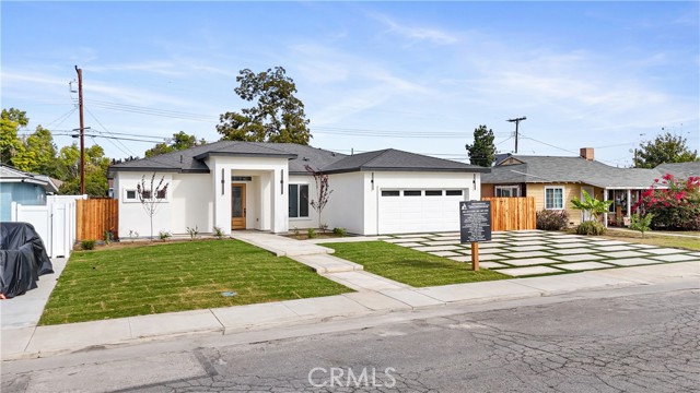 Detail Gallery Image 3 of 41 For 3714 Brave Ave, Bakersfield,  CA 93304 - 3 Beds | 2 Baths