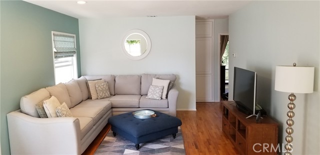 3609 Oak Ave., Manhattan Beach, California 90266, 3 Bedrooms Bedrooms, ,1 BathroomBathrooms,Residential,Sold,Oak Ave.,SB21196835