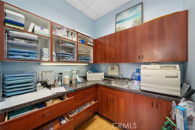 106 Gateway Center Drive, Paso Robles, California 93446, ,Commercial Lease,For Rent,106 Gateway Center Drive,CRNS25069938