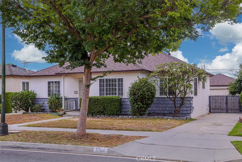 1704 Azalea Drive