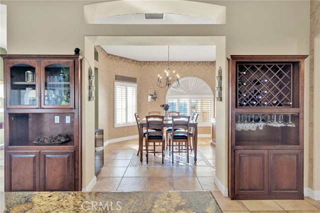 Detail Gallery Image 14 of 39 For 13519 Sunset, Apple Valley,  CA 92308 - 4 Beds | 3 Baths