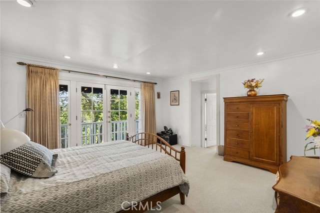 Detail Gallery Image 33 of 54 For 1815 Las Flores Dr, Glendale,  CA 91207 - 4 Beds | 3 Baths