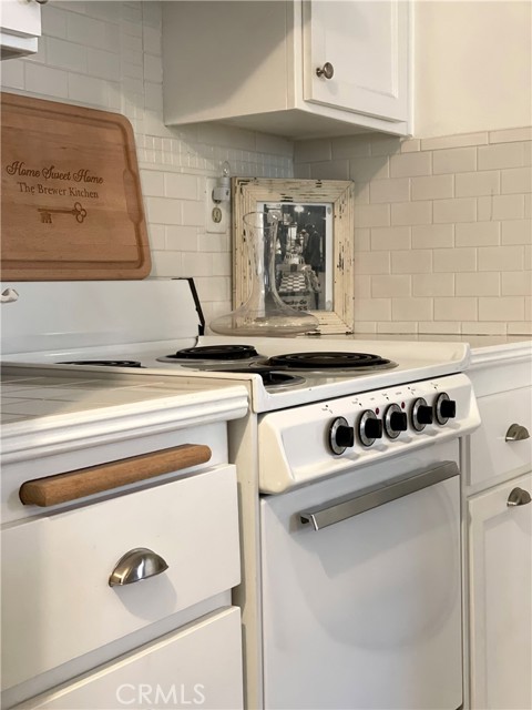 23296 La Mar, Mission Viejo CA: https://media.crmls.org/medias/006e368f-f668-47ad-aebe-6642e227145b.jpg