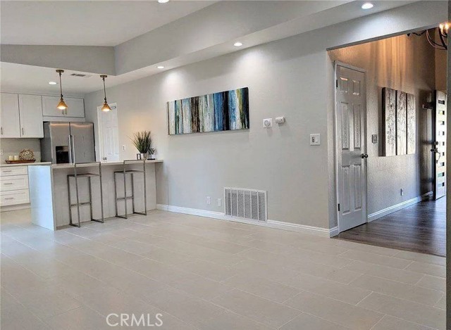 13651 Espirit Way, Irvine CA: https://media.crmls.org/medias/006e9cb3-f309-4728-88f1-02f9ddfcc631.jpg