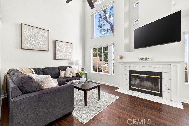 1055 S Sundance Drive, Anaheim Hills CA: https://media.crmls.org/medias/006eaa9f-81c5-45eb-97ca-0d4e1bc30c5a.jpg