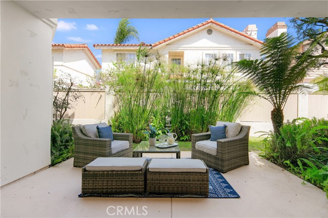 2217 Clark Lane, Redondo Beach, California 90278, 3 Bedrooms Bedrooms, ,2 BathroomsBathrooms,Residential,Sold,Clark,SB21198927