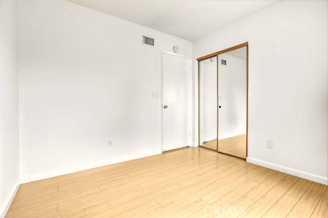 27142 Langside Avenue, Canyon Country CA: https://media.crmls.org/medias/007002a2-0f7e-4bbf-aa7d-8ae163346602.jpg