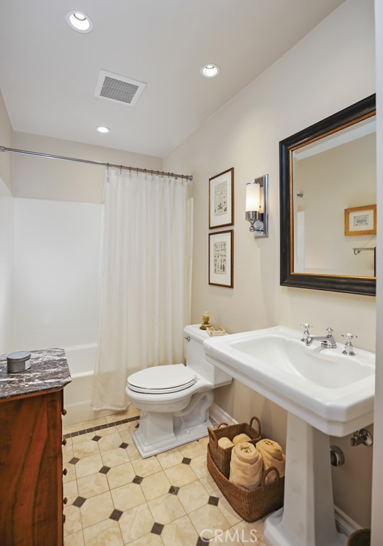 Detail Gallery Image 18 of 37 For 497 Morning Canyon Rd #6,  Corona Del Mar,  CA 92625 - 2 Beds | 2 Baths