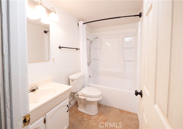 Detail Gallery Image 16 of 28 For 1114 E Lemon, Glendora,  CA 91741 - 4 Beds | 2 Baths