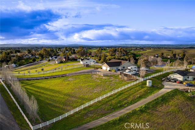 Detail Gallery Image 42 of 64 For 5095 White Tail Place, Paso Robles,  CA 93446 - 4 Beds | 2 Baths