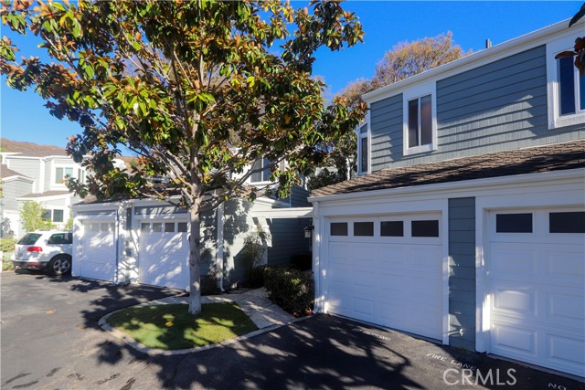 Front Image Thumbnail for CROC25242753