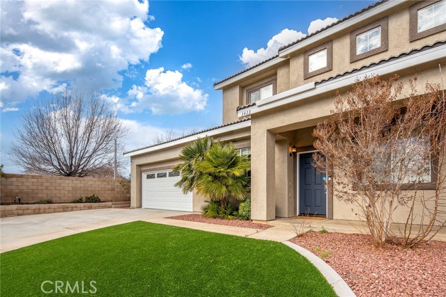 Detail Gallery Image 3 of 37 For 3423 Racquet Ln, Palmdale,  CA 93551 - 5 Beds | 3 Baths
