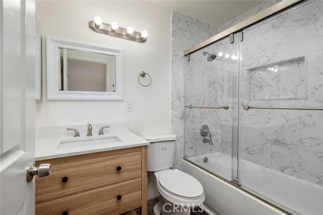 Detail Gallery Image 10 of 17 For 15011 Baylor Cir, Huntington Beach,  CA 92647 - 3 Beds | 2 Baths