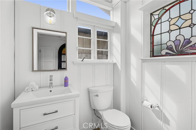 Detail Gallery Image 21 of 25 For 550 Hazel, Corona Del Mar,  CA 92625 - 2 Beds | 1/1 Baths