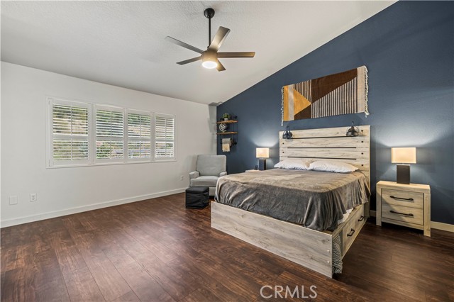28777 Kathleen Avenue, Saugus CA: https://media.crmls.org/medias/007411a2-2f9a-4d59-a4bd-8a93946261f5.jpg