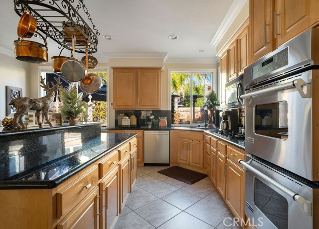 Detail Gallery Image 19 of 50 For 23450 Bristol Way, Murrieta,  CA 92562 - 4 Beds | 2/1 Baths