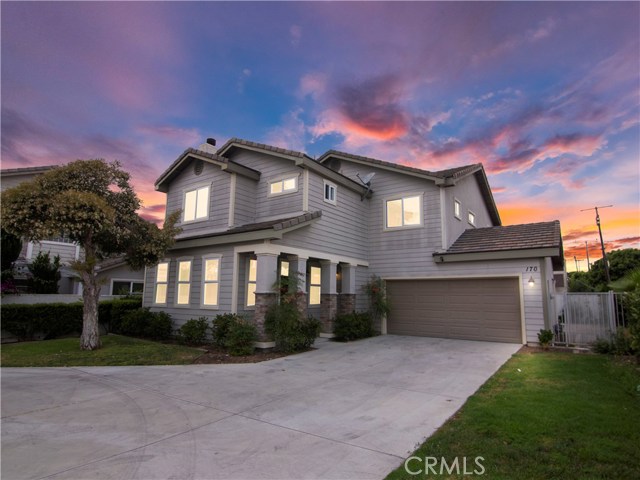 170 Merrill Pl, Costa Mesa, CA 92627