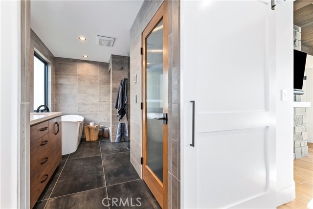 Detail Gallery Image 47 of 68 For 8214 Bass Point Rd, Lake Nacimiento,  CA 93426 - 3 Beds | 3/1 Baths