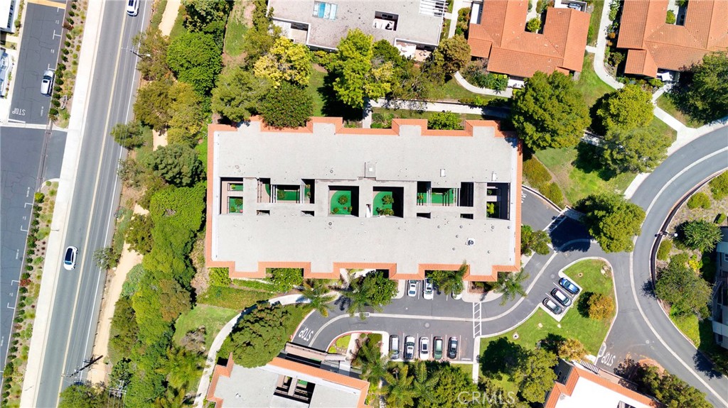 https://media.crmls.org/medias/0075a883-a8dc-42c6-882d-6f828c6b7c70.jpg?preset=X-Large
